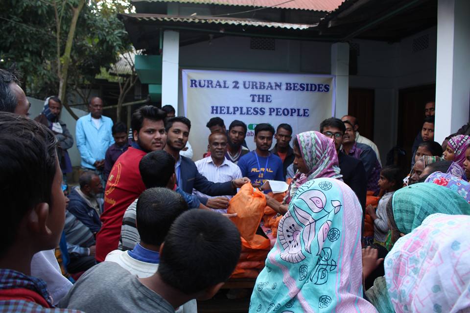 শীতার্তদের জন্যে লড়ছেন যারা